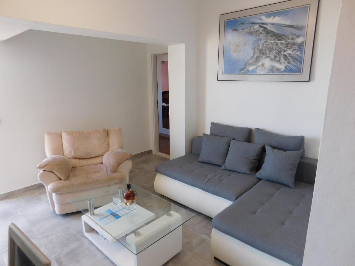 Great View Comfortable Apartment Whit Free Parking Split Ngoại thất bức ảnh