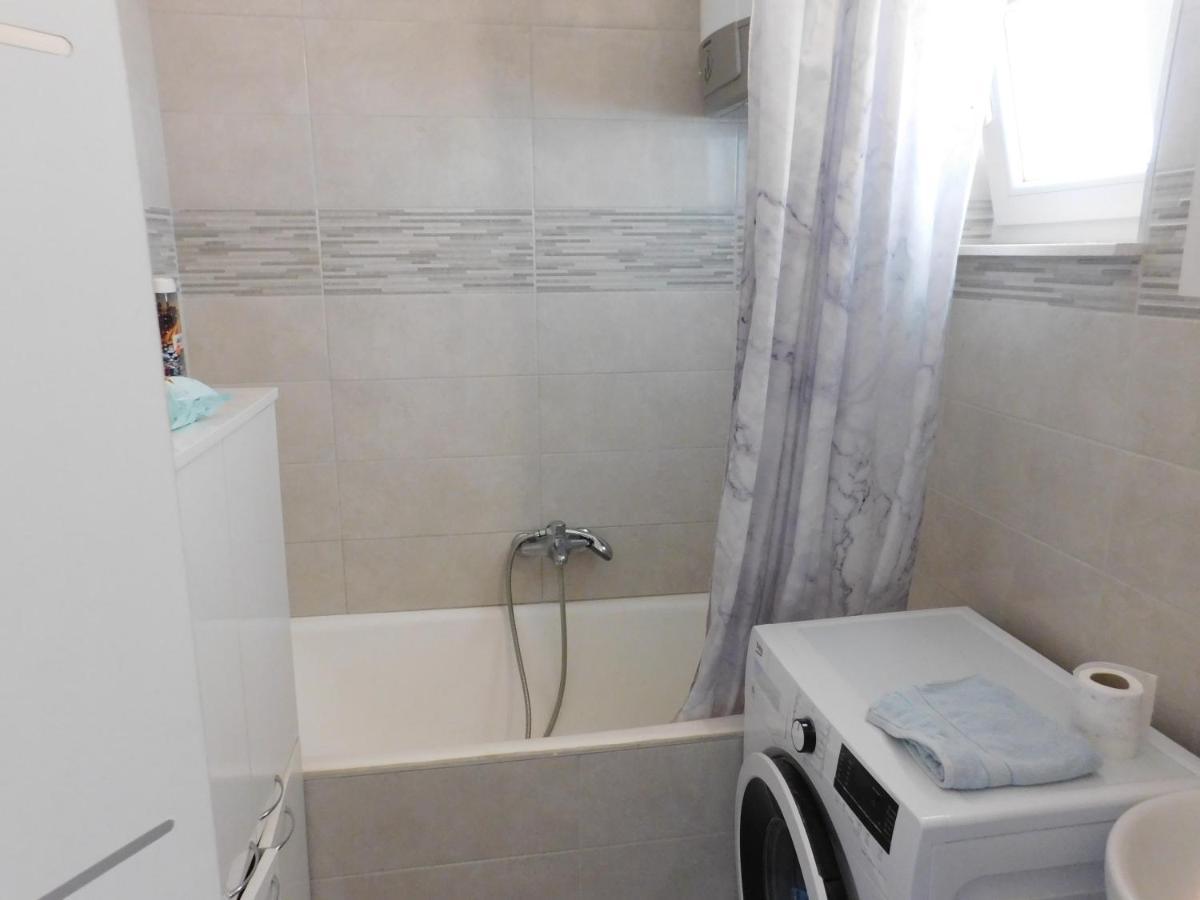 Great View Comfortable Apartment Whit Free Parking Split Ngoại thất bức ảnh